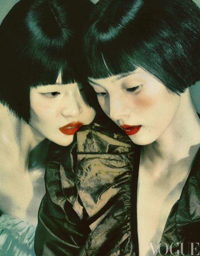 ：让世界看到东方美的八张面孔开元棋牌VOGUE 20年(图2)