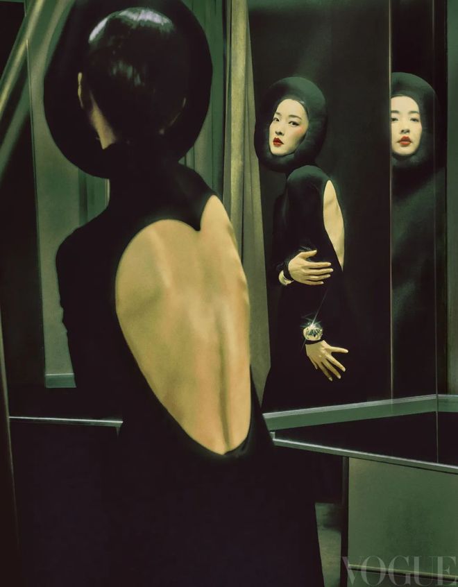 ：让世界看到东方美的八张面孔开元棋牌VOGUE 20年(图7)