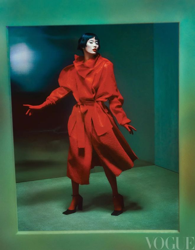 ：让世界看到东方美的八张面孔开元棋牌VOGUE 20年(图8)