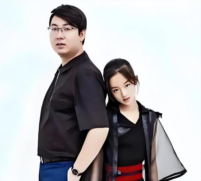 历曝光网友：这种学历咋考上公务员开元棋牌越闹越大黄杨父亲第一学(图2)